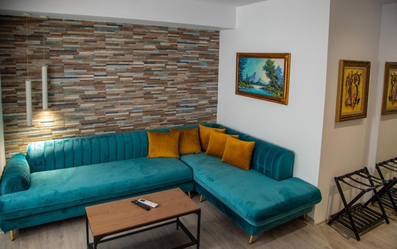 טיראנה Lucas Central Premium Studios מראה חיצוני תמונה